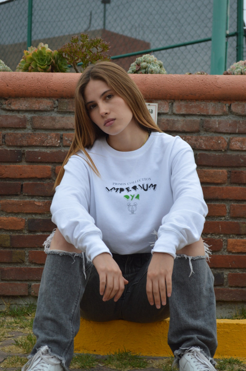 Sudadera crewneck blanca | PRIMIS COLLECTION